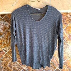 Misope Woman’s Blue and Beige Scoop Neck Long Sleeve T-Shirt Size Medium